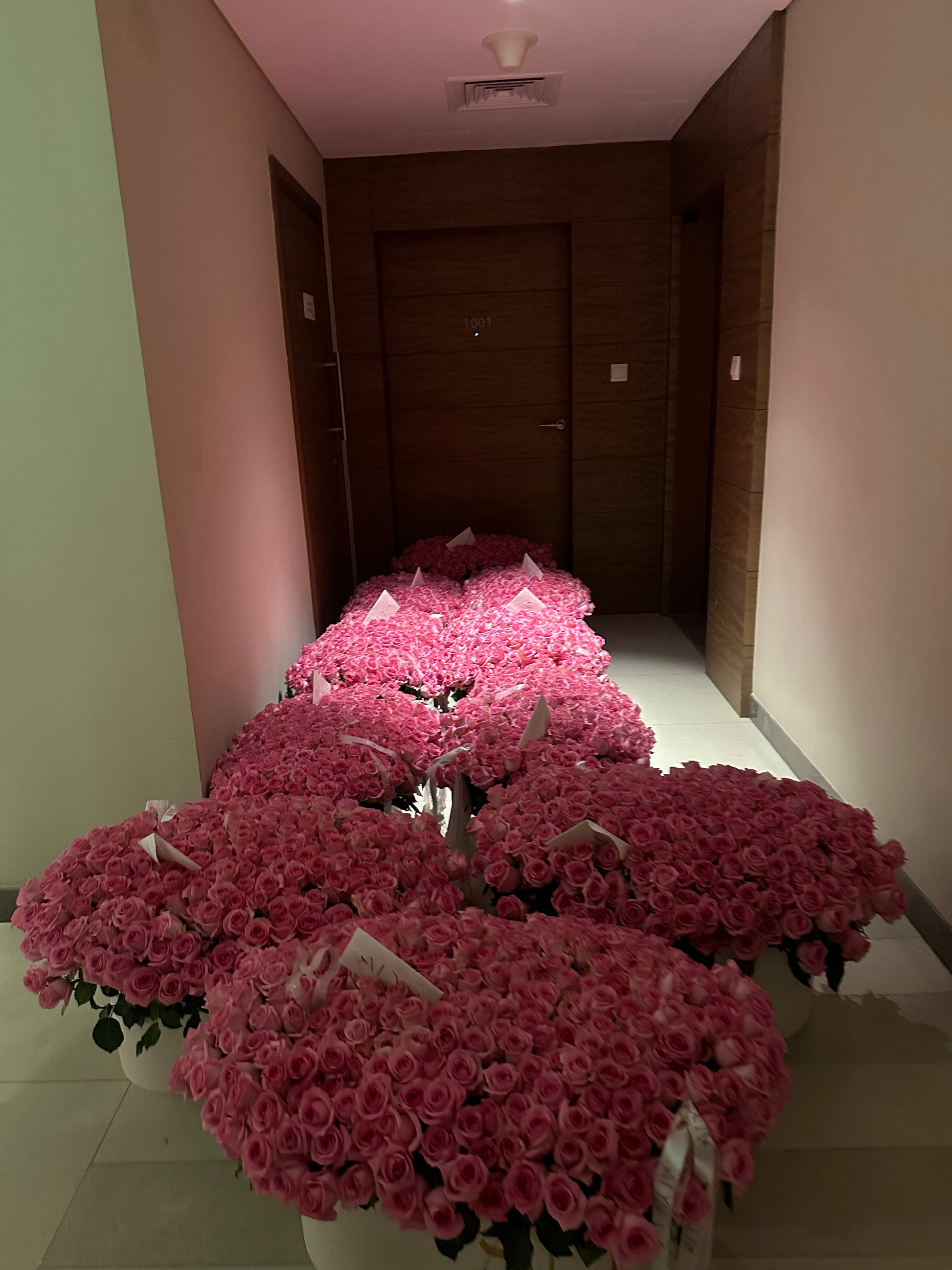 3000 وردة