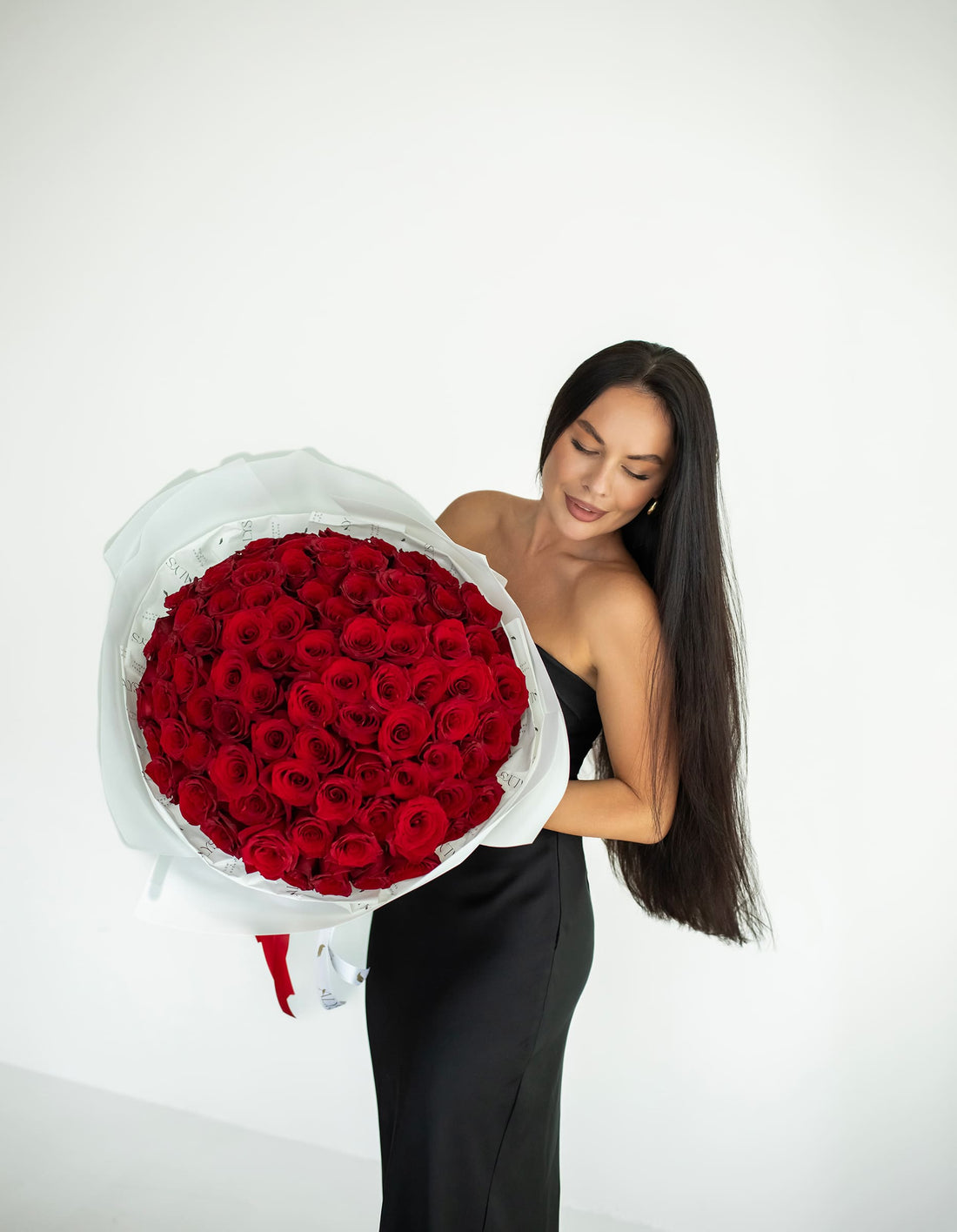 The Evolution of Women’s Day Flowers: From Mimosa to Luxury Floral Design