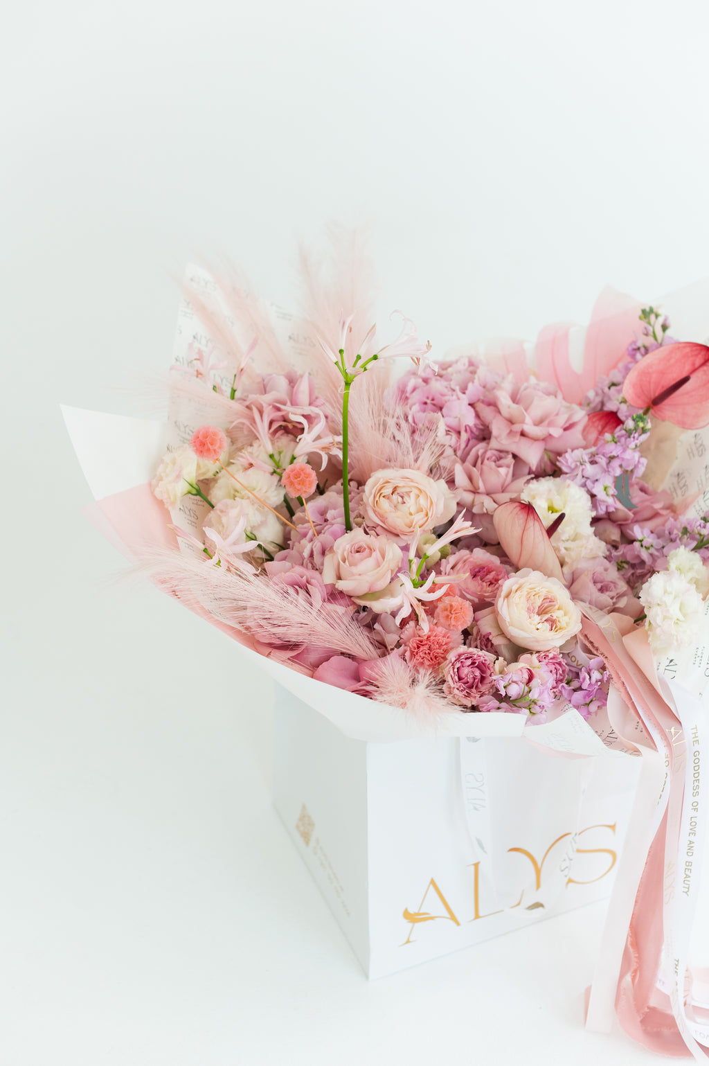Goddess of love  & beauty - Boxed flowers