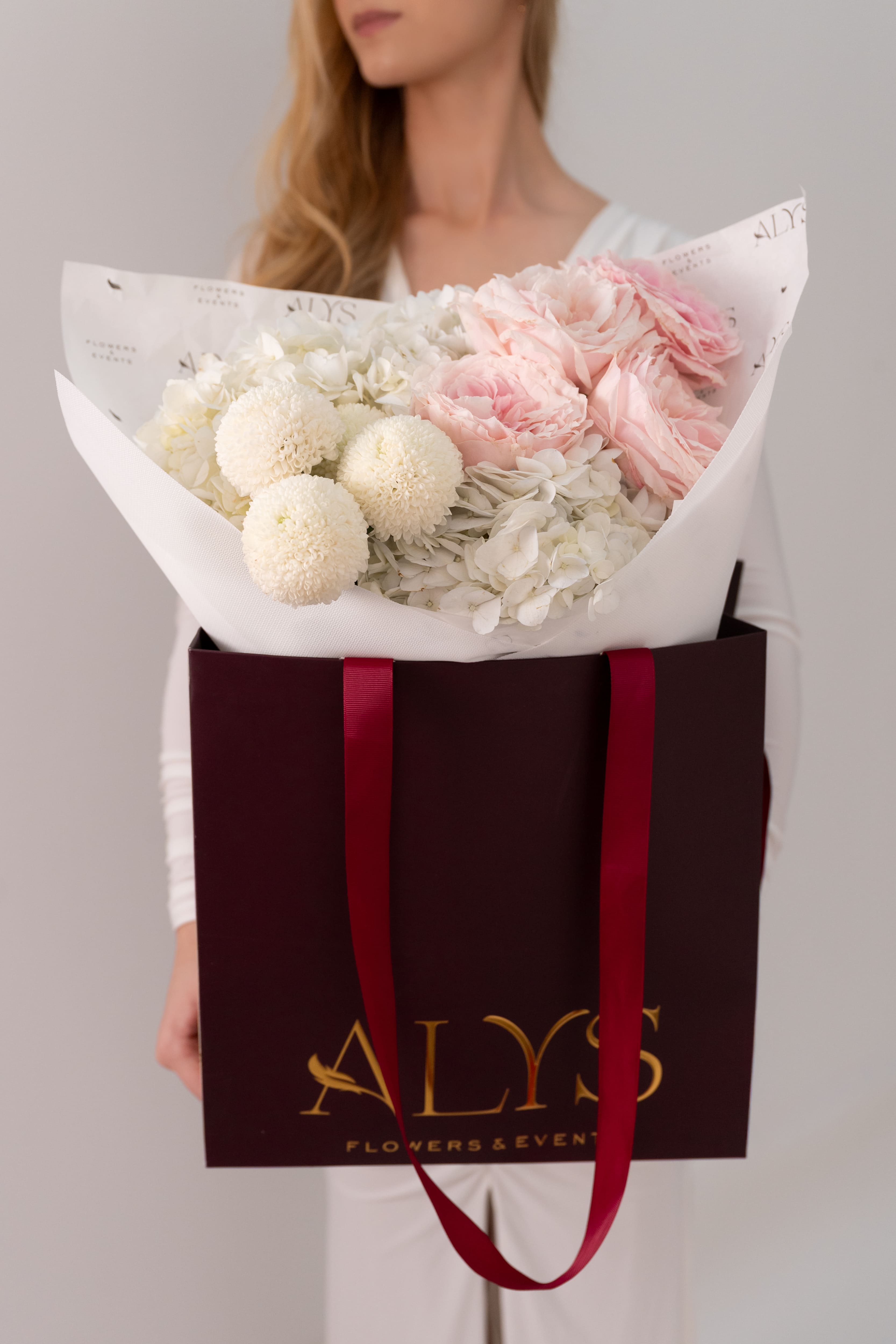 Flowers for Besties in Dubai – ALys Studio – Alys Studio